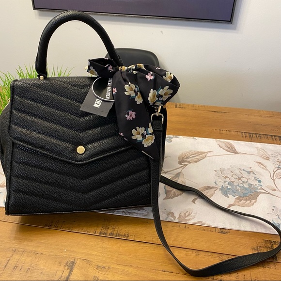 Steve Madden Handbags - 🔥⬇️ NWT Steve Madden Winston Satchel w/ Scarf